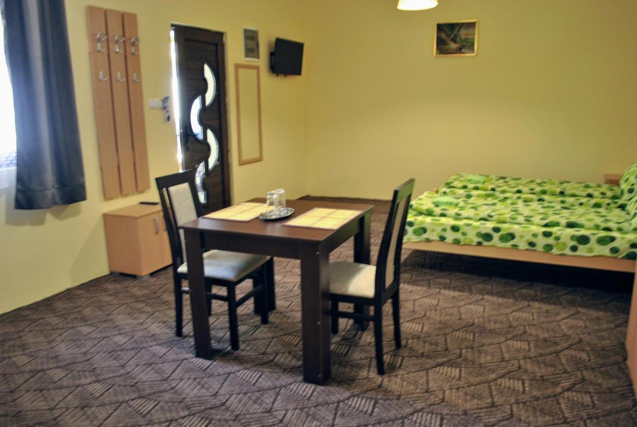 Eco Rural Tourism Association Skorenovac Otel Dış mekan fotoğraf