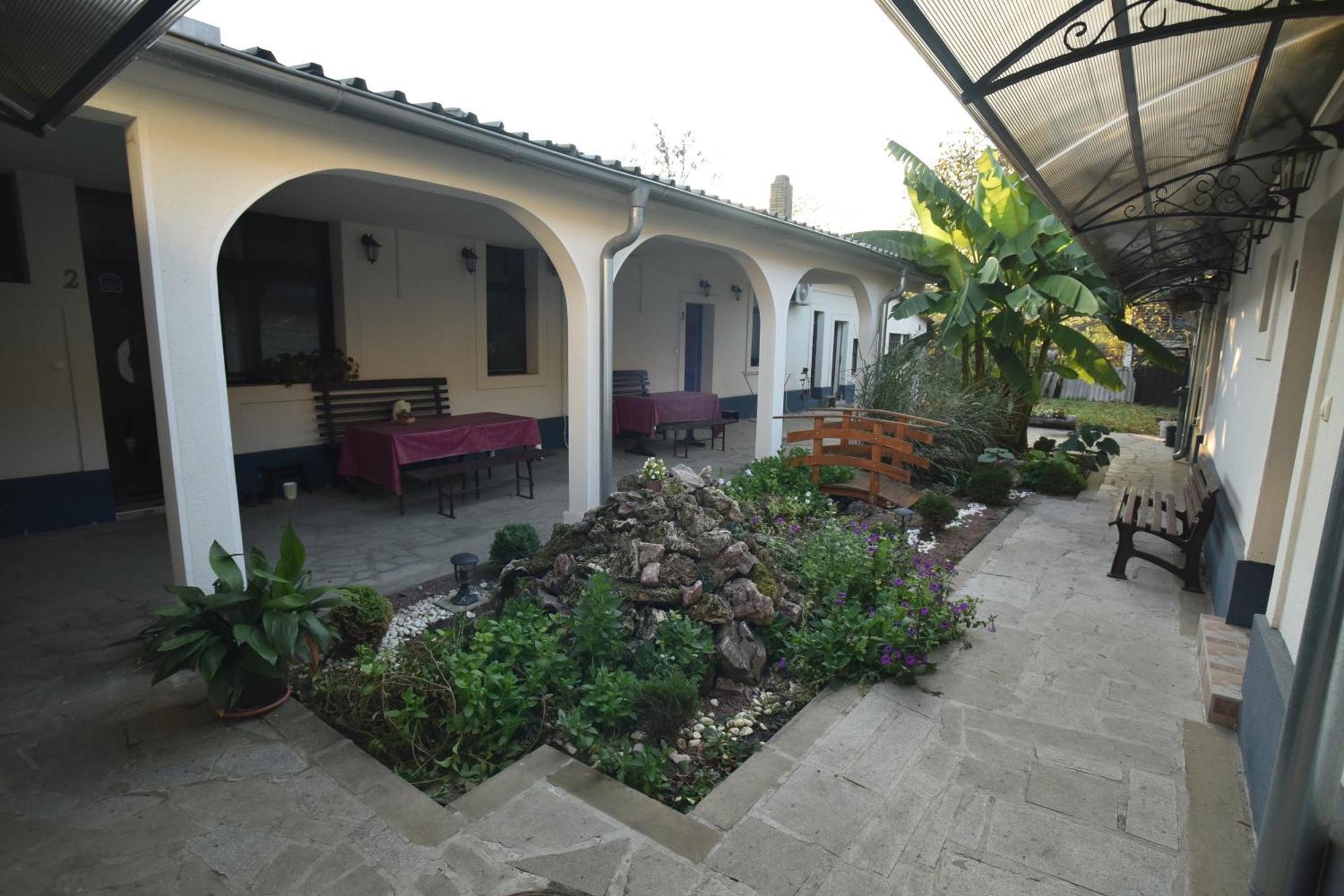 Eco Rural Tourism Association Skorenovac Otel Dış mekan fotoğraf
