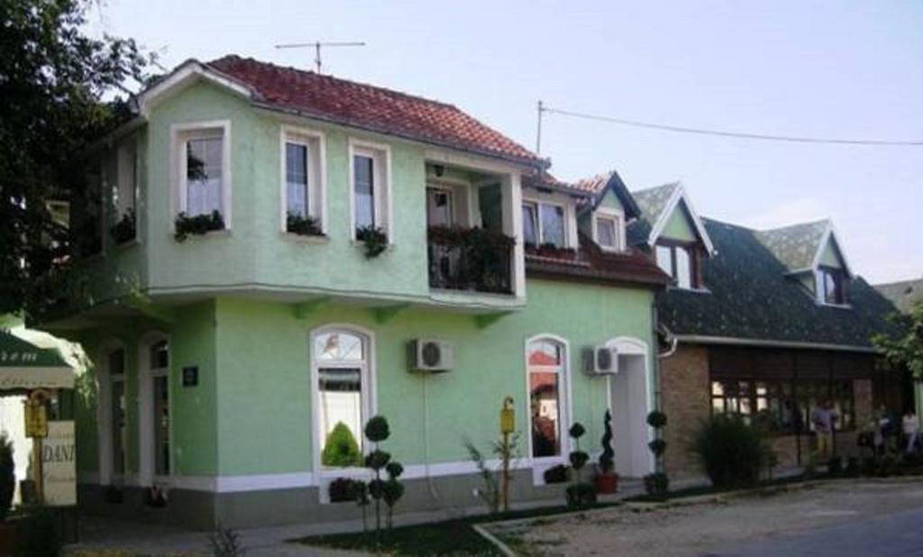 Eco Rural Tourism Association Skorenovac Otel Dış mekan fotoğraf